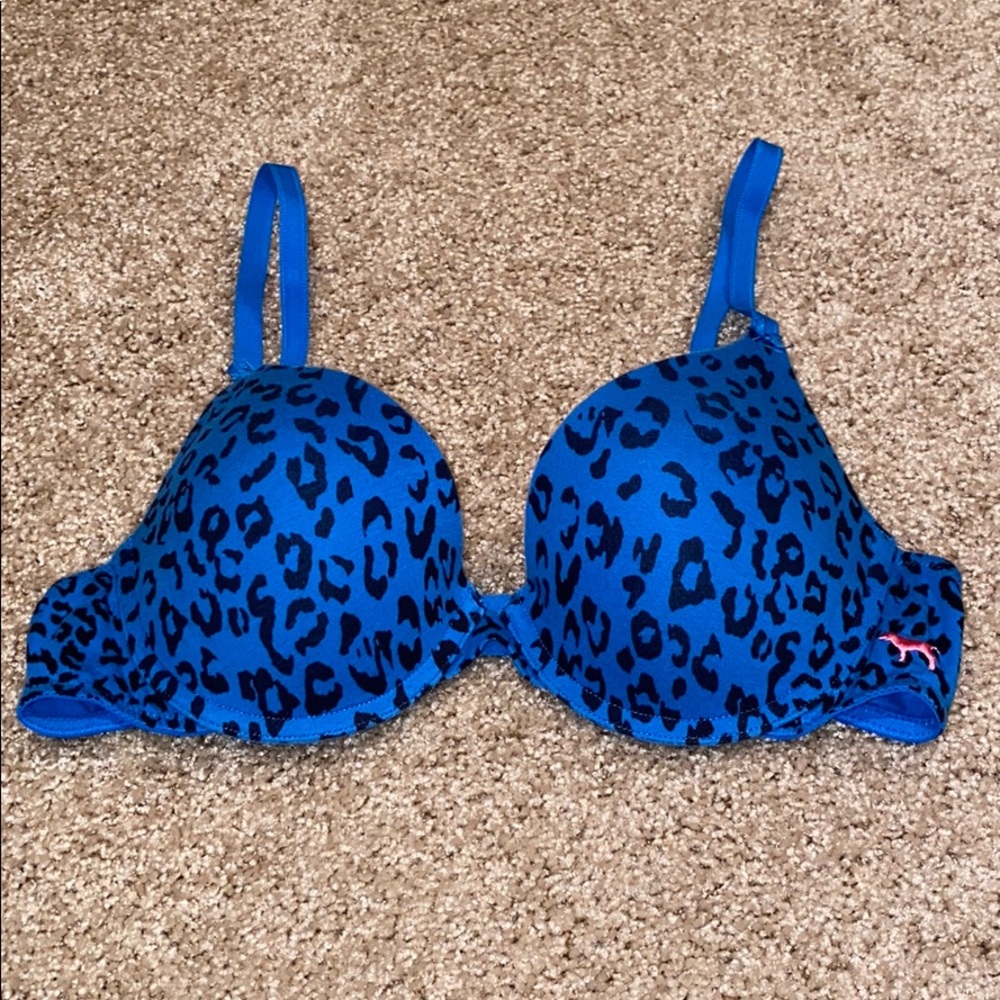 Victoria’s Secret PINK push-up bra